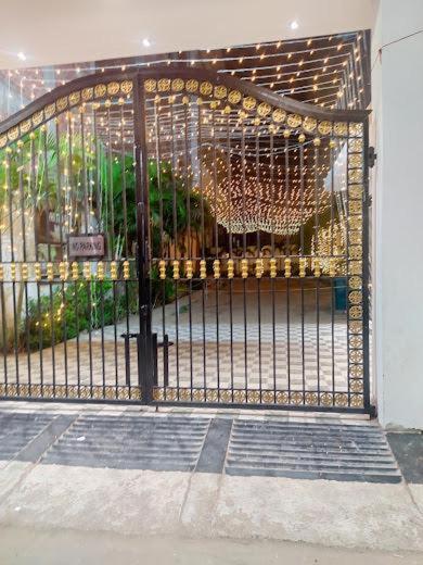 The White Lotus Hotel Gaya Buitenkant foto